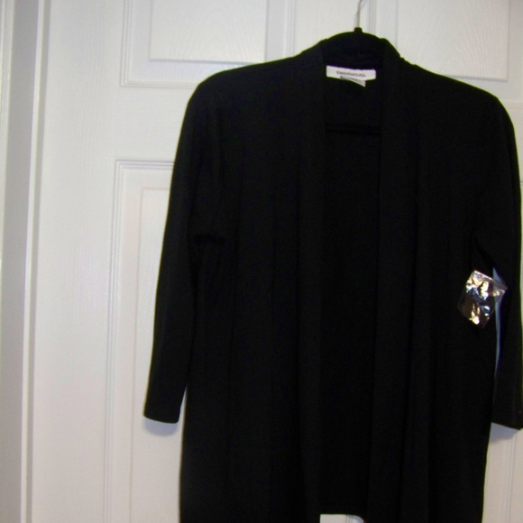 !!! 3 for $25 TwoTwenty sequined wrap - Picture 1 of 1